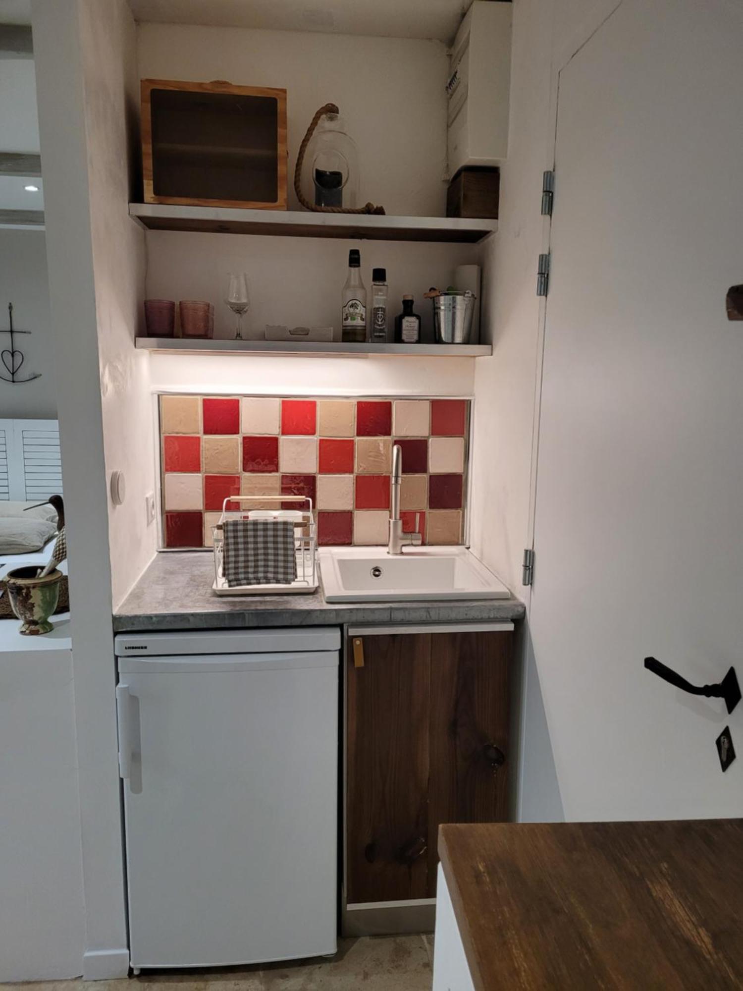 La Maison Blanche Intra-Muros Free Parking Aigues-Mortes Kamer foto